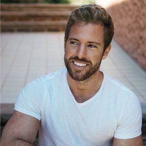 Meet your Posher, Josey